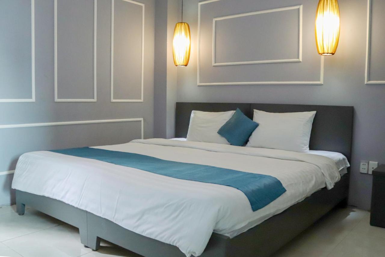 Legend Sense Boutique Khách sạn 3*